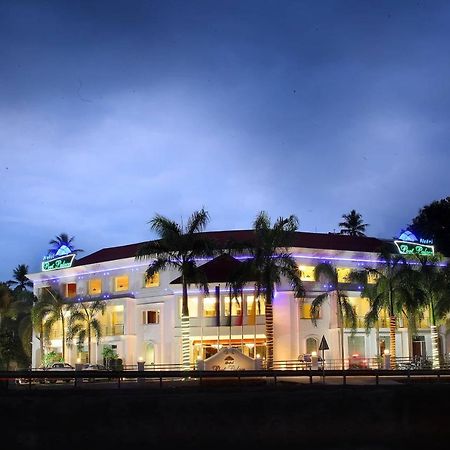 Hotel Port Palace Kovalam Extérieur photo