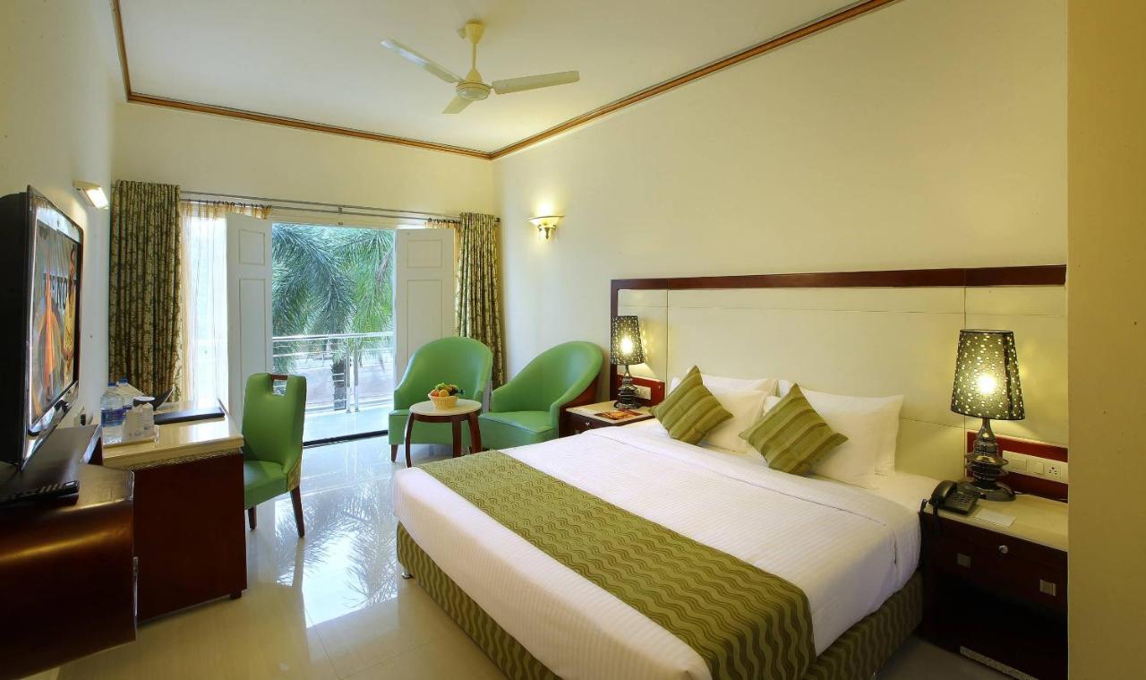 Hotel Port Palace Kovalam Extérieur photo