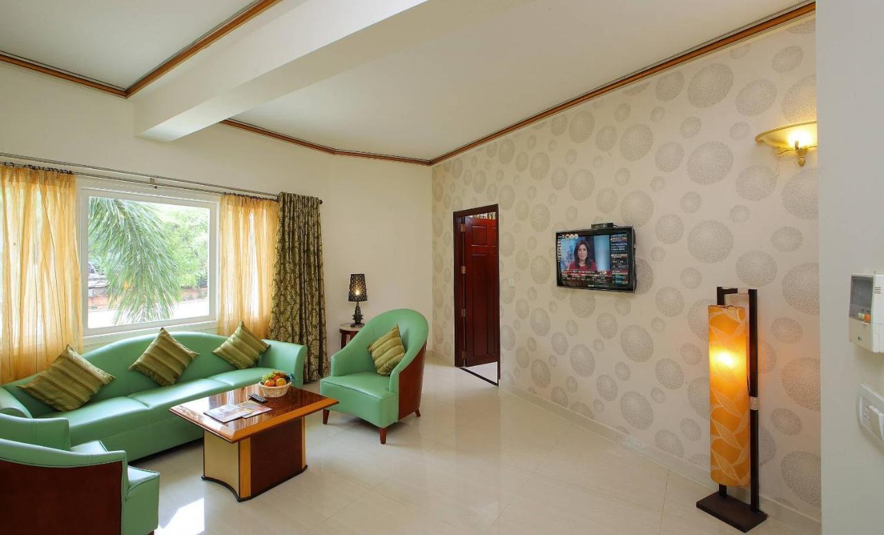 Hotel Port Palace Kovalam Extérieur photo